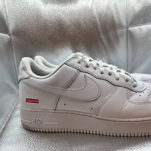Size 12 Nike Air Force 1 Low Supreme Mens‎ White Athletic Sneaker CU9225-100 main image 10